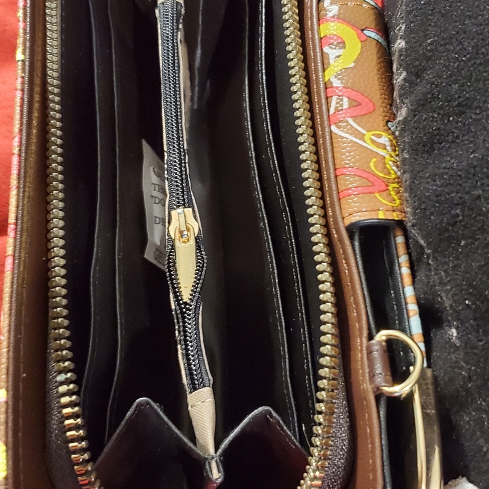 Crossbody Purse - Wallet with detachable strap by Alba - Picture 13 of 13